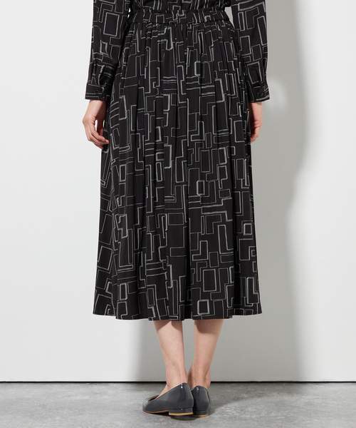 「A/C DESIGN BY ALPHA CUBIC」 フレアスカート 67 ブラック レディース_画像3