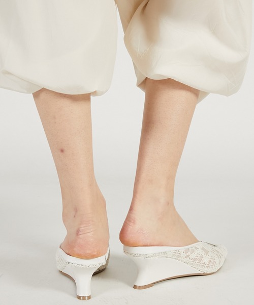 シューズ マルチファブリックウェッジソールカットミュール / Wedge-Sole Cut Mules レディースの画像