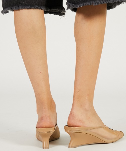 シューズ マルチファブリックウェッジソールカットミュール / Wedge-Sole Cut Mules レディースの画像