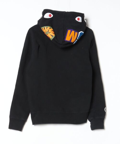 A BATHING APE（アベイシングエイプ） ジップアップパーカー MEDIUM
