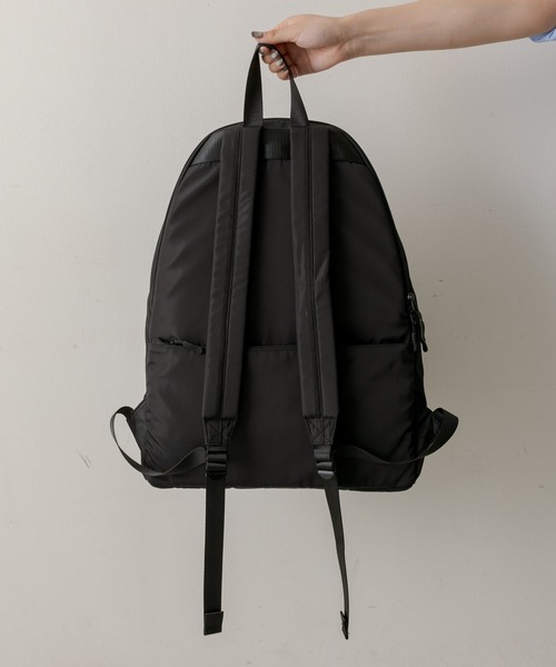 新品未使用ear PAPILLONNERリュックBLACK ear PAPILLONNER（イア パピヨネ） リュック FREE ブラック レディース