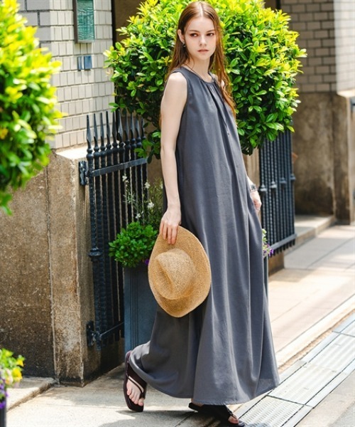 Maison INNESS ワンピース 夏 リネンブレンドフレアボリューム