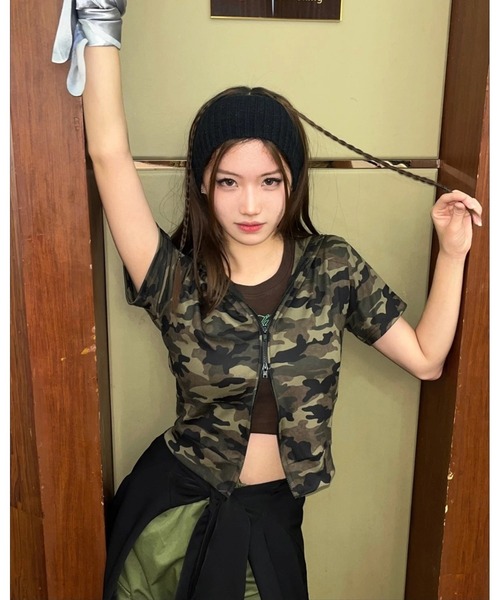 inst.ALL tシャツ クロップド丈迷彩柄半袖Wジップフーディー