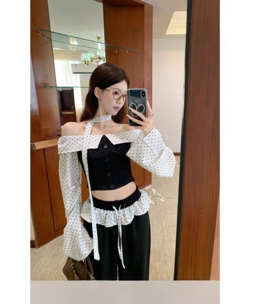 tシャツ オフショルダー長袖シャツ 黒クロップビスチェ トップス