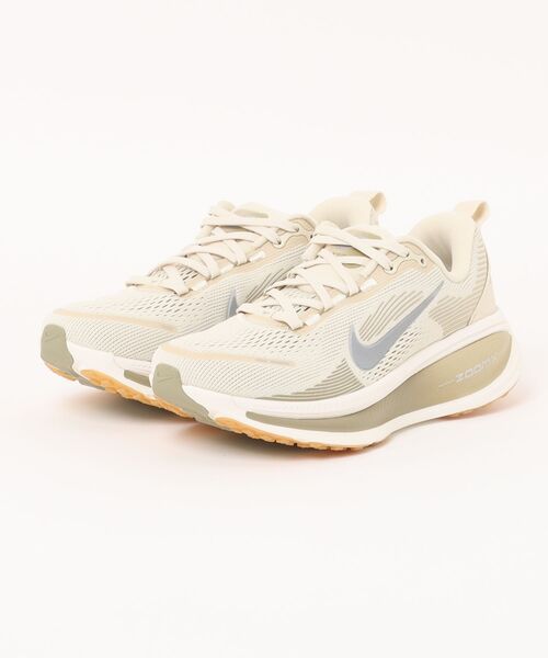 NIKE（ナイキ） スニーカー VOMERO 18 ESS ズーム ボメロ 18 ESS
