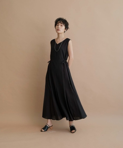 全国宅配無料 ワンピース サイドシャーリングｖネックワンピース 半額品 Www Doctor Plan Com