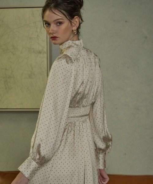 ERADIE ワンピース One piece/Dress – ERADIE