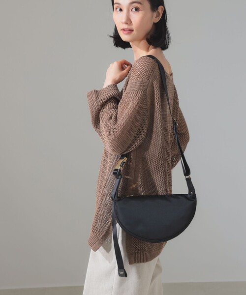 【新品】VIOLAd'OR ヴィオラドーロ　ナイロンボディバッグ VIOLAd'ORO(ヴィオラドーロ)｜BIANCA ナイロンボディバッグ M