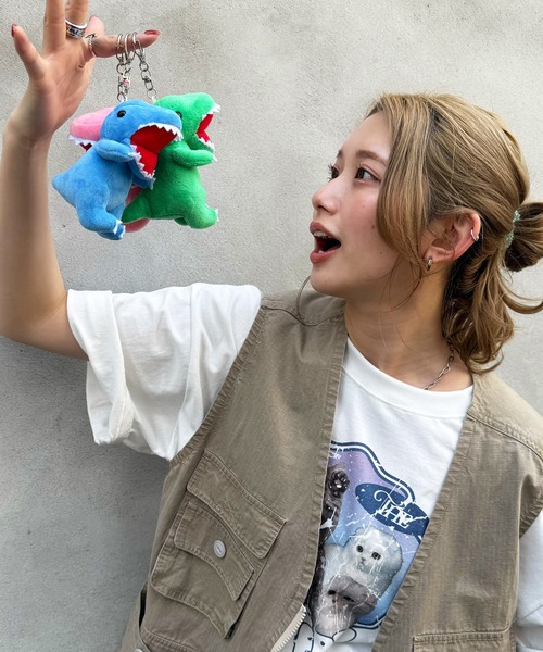 DOUBLE NAME キーホルダー 「m:rex」恐竜ぬいぐるみ
