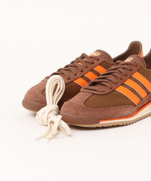 アンサンブル　DAMA   新品未使用　お値下げ adidas originals アディダス レディース スニーカー SAMBAE