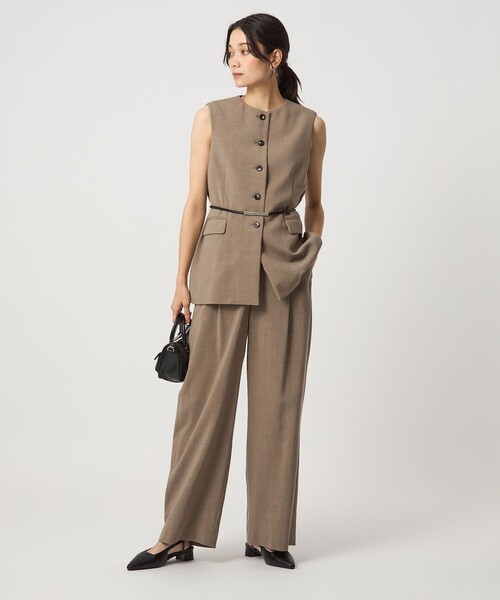 美品✨グリーンレーベルリラクシング　パンツスーツ　ノーカラー　ブラウン　40 美品 グリーンレーベル リラクシング スーツ セットアップ M モカ