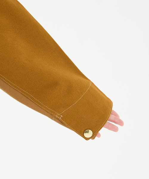 【入手困難】カーハート　リメイクジャケット　ブルゾン 短丈 入手困難】カーハート リメイクジャケット ブルゾン 短丈 入手