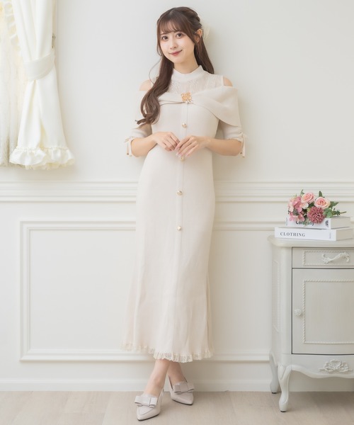 肩開きツイストリボンニットワンピース（ワンピース）｜couture