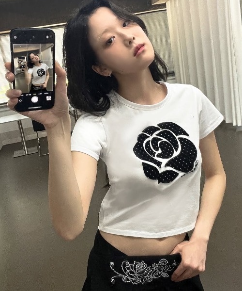 tシャツ A'GEM/9 × .kom 「MIDNIGHT MOVE/ミッドナイトムーブ」 DOT ROSE T-SHIRT/ドット ローズ半袖Tシャ