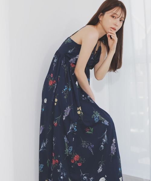 a*a様 ノエラ ワンピース ロング丈 ボタニカル Noela レディース 夏 楽天市場】【SALE／70%OFF】ボタニカルリーフ柄ワンピース Noela