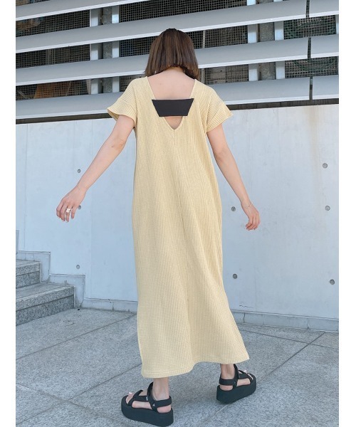 「Vicente」 半袖ワンピース FREE ベージュ レディース_画像4