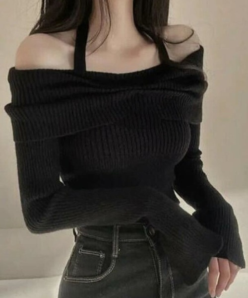 Ada. ニット セーター 「Mellfy」ホルターネックオフショルダー