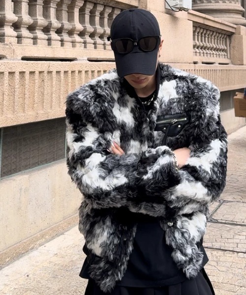 Versus(ヴェルサス)ファージャケット フォックス 毛皮ジャケット メンズ FOXファー ブラック フリーサイズ AF602