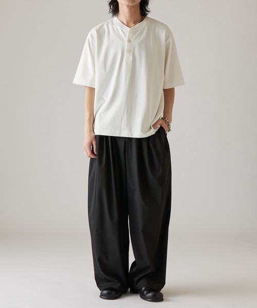 ワイドパンツ パンツ インバーテッドプリーツワイドパンツ メンズの画像