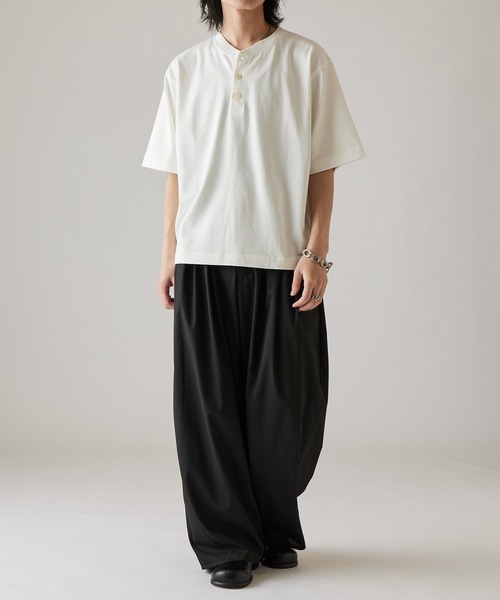 ワイドパンツ パンツ インバーテッドプリーツワイドパンツ メンズの画像