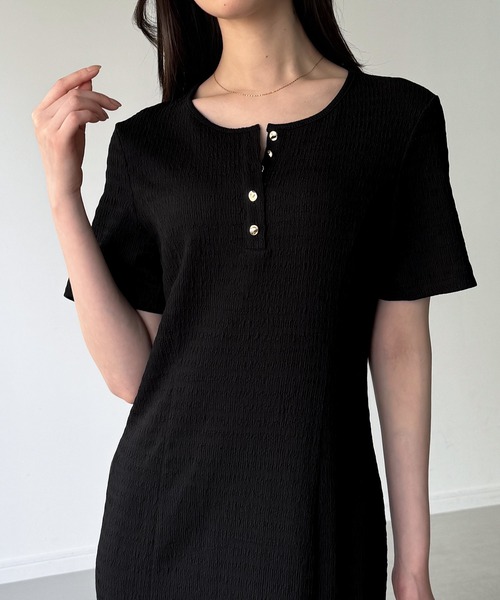 JUNOAH（ジュノア） ワンピース 半袖 ヘンリーネックストレッチ