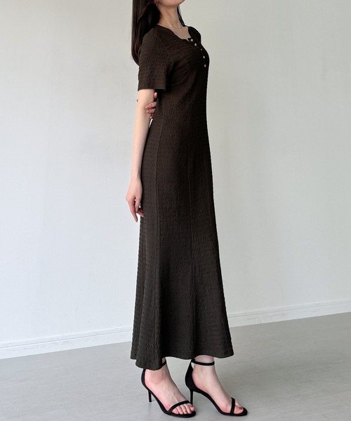 JUNOAH（ジュノア） ワンピース 半袖 ヘンリーネックストレッチ