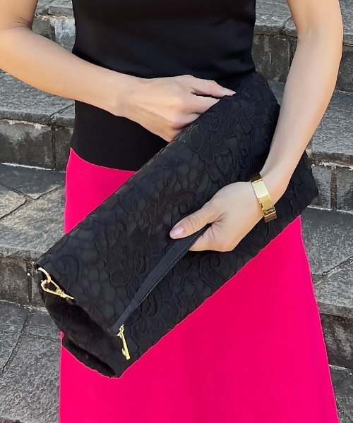 希少ꕥBVLGARI レオーニ クラッチバッグ メタリック系 パーティーバッグ 希少ꕥBVLGARI レオーニ クラッチバッグ メタリック系