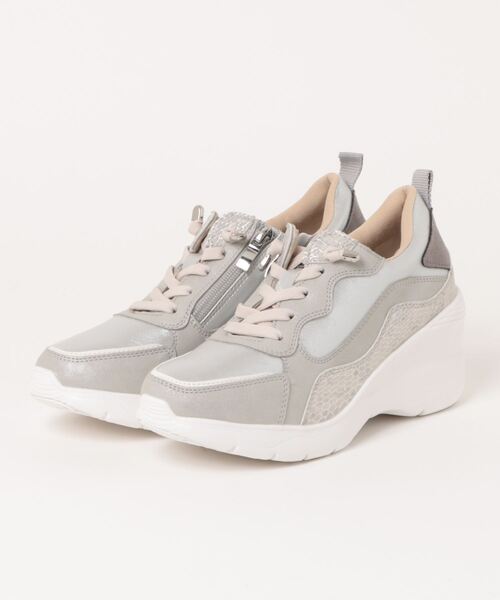 Round About（ラウンドアバウト） スニーカー 「Round About」ヒール