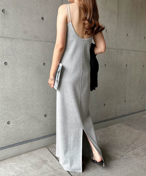 andme ワンピース ダブルストラップバックオープンカップ付きキャミ  