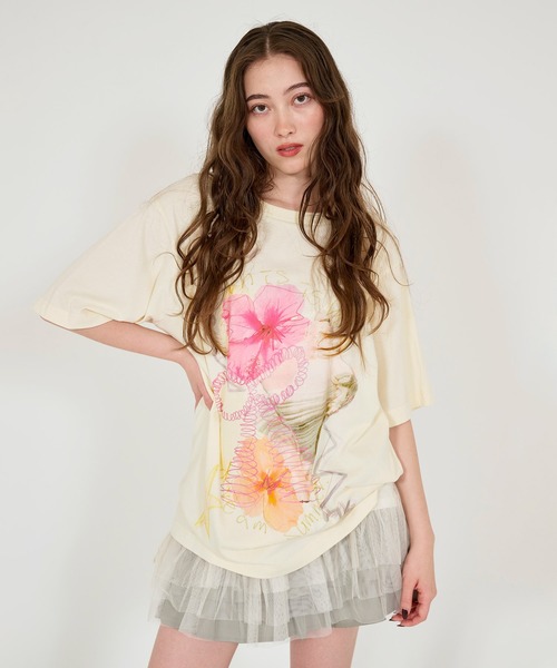 完売商品TINA：JOJUN フラワーコラージュ オーバーTシャツ ピンク SNAP一覧 | TINA：JOJUN（ティーナ：ジョジュン）Staff Snap