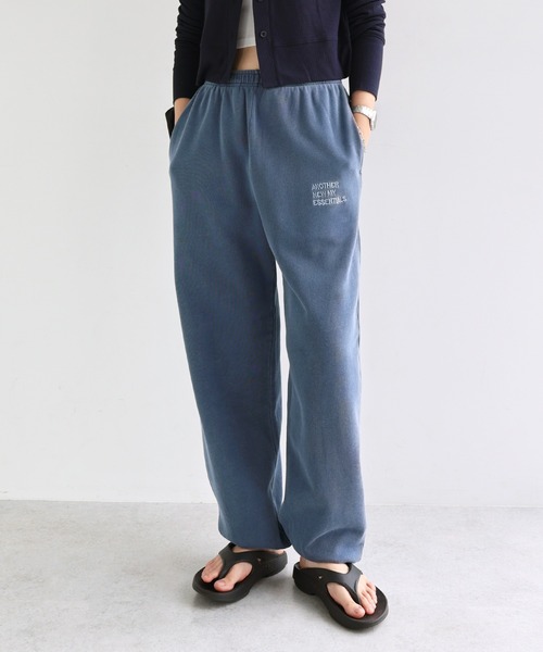An MILLE ワンショルロゴスウェット ワイドロゴスウェットパンツ ブルー ANME ワイドパンツ スウェットパンツ ジャージ ピグメント加工ANMEロゴ