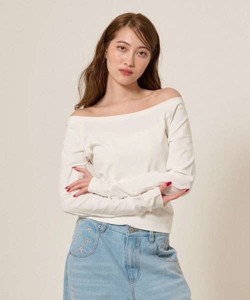 TINA：JOJUN tシャツ 刺繍入り ボートネックカットソー