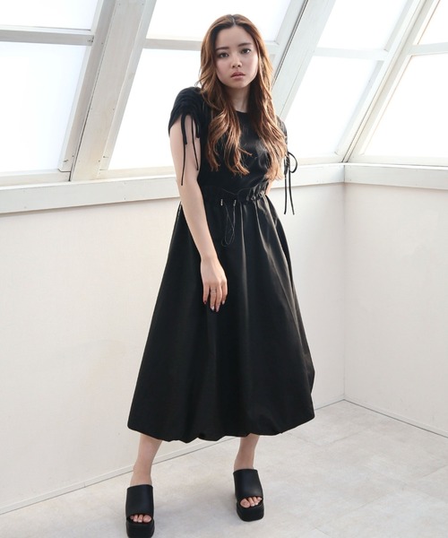 CECIL McBEE ワンピース リブxサイドレース付きバルーン