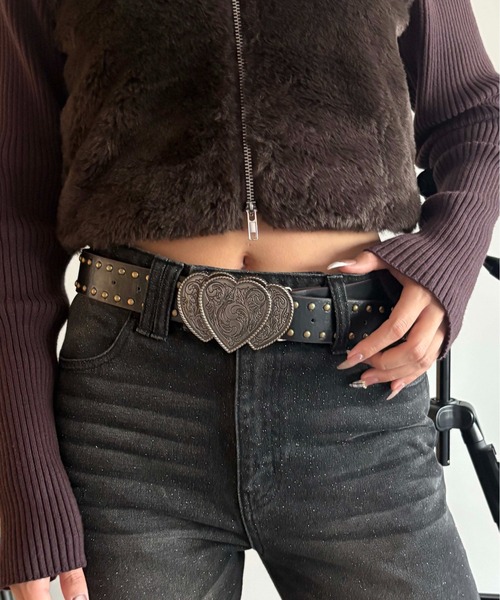 【昭和レトロ】ベルト 黒 ベロア 革 金 刺繍 昭和レトロ】ベルト 黒 ベロア 革 金 刺繍の通販 by 断捨離中｜ラクマ