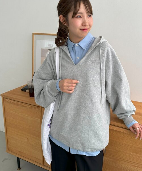 Soduk グレー フーディ パーカー ユニセックス Discoat パーカー 「AW先行予約/ユニセックス」ワンポイント刺繍
