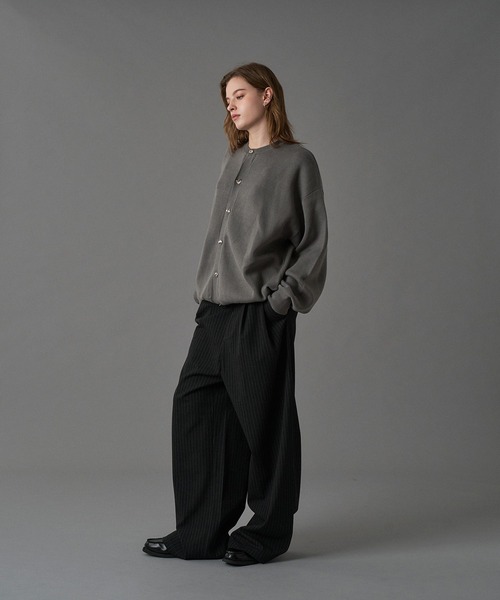 ONCILY（オンシェリー） カーディガン SILVER BUTTON CREW NECK