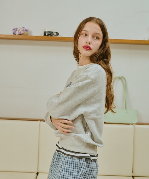 common gull products. トレーナー スウェット ブランコに乗ったcommon