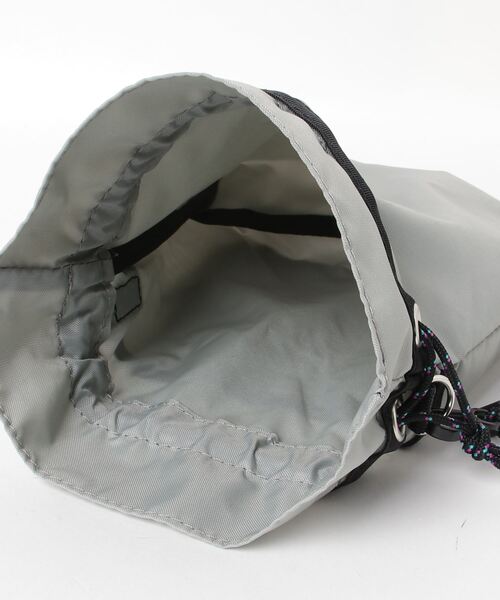 「FREDRIK PACKERS」 ショルダーバッグ ONESIZE ブラック レディース_画像4
