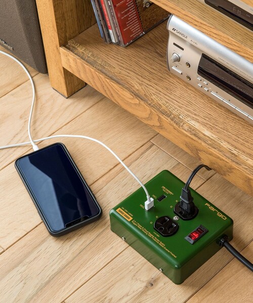 FREAK'S STORE Fargo/ファーゴ STEEL TAP USB 3.4A/AC4個口 USB