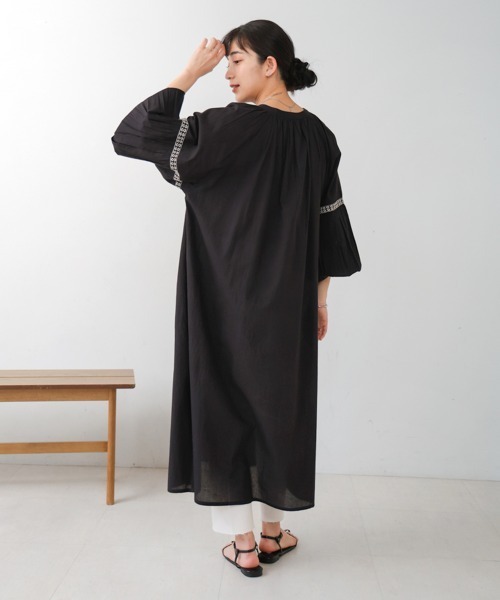 Bou Jeloud ワンピース レースライン柄刺繍ワンピース