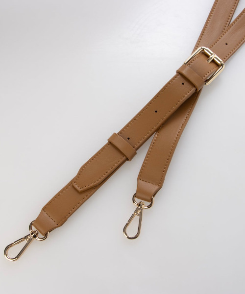 kakatoo（カカトゥ） ショルダーバッグ バッグ kakatoo / ヒネリ金具
