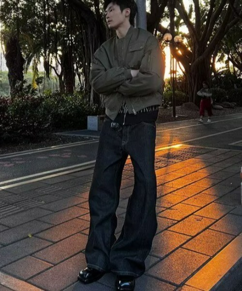 パンツ カーブドワイドレッグデニム メンズ レディース : ZOZOTOWN