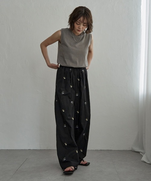 パンツ 花柄刺繍イージーパンツ レディースの画像
