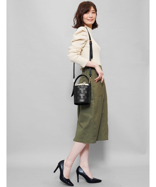 ｚ*ｉ様 ［美品］ブラックハンドバッグ 編み込みハンドル mili an deni ハンドバッグ 編み込みバケツ型1ハンドバッグ