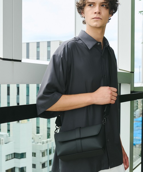 極美品！【UNITED TOKYO】MINI POSTMAN BAG 新色登場 MINI POSTMAN BAG - UNITED TOKYO