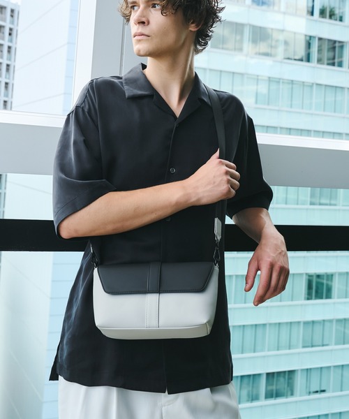 UNITED TOKYO ショルダーバッグ MINI POSTMAN BAG メンズ
