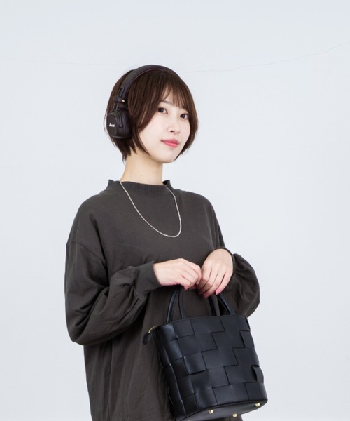 ショルダーバッグ バッグ 「Pua Moena」シープスキン メッシュ