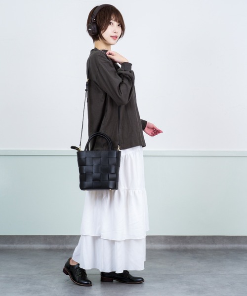 ショルダーバッグ バッグ 「Pua Moena」シープスキン メッシュ