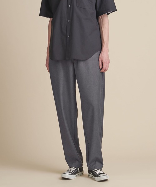 【新品】UNITED ARROWSテーパードパンツ　ダークグレーXS UNITED ARROWS マルチサイズ パンツ 「マルチサイズ」ドレープ