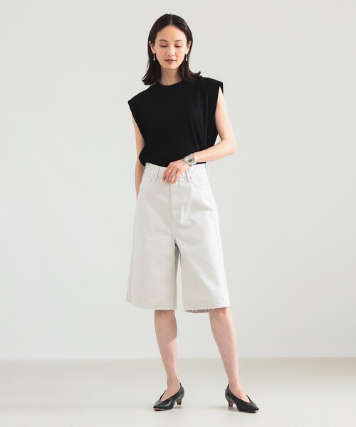新品タグ付⭐︎ 佐藤佳菜子SLOANEboutique310 肩で魅せるニット白 新品タグ付き肩で魅せるニット佐藤佳菜子さんブティック310長袖